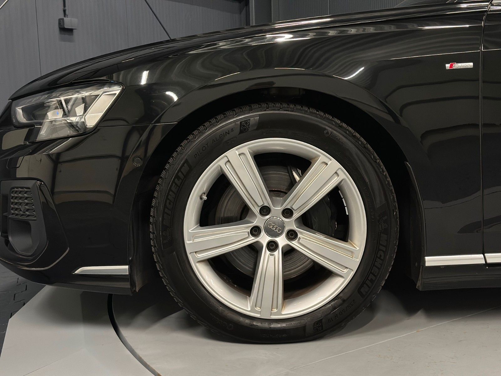 Audi A8 50 TDI quattro S-Line - Samsaru's Car Outlet