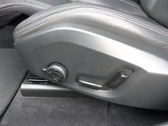 Volvo XC60 R Design B4 AWD Aut.