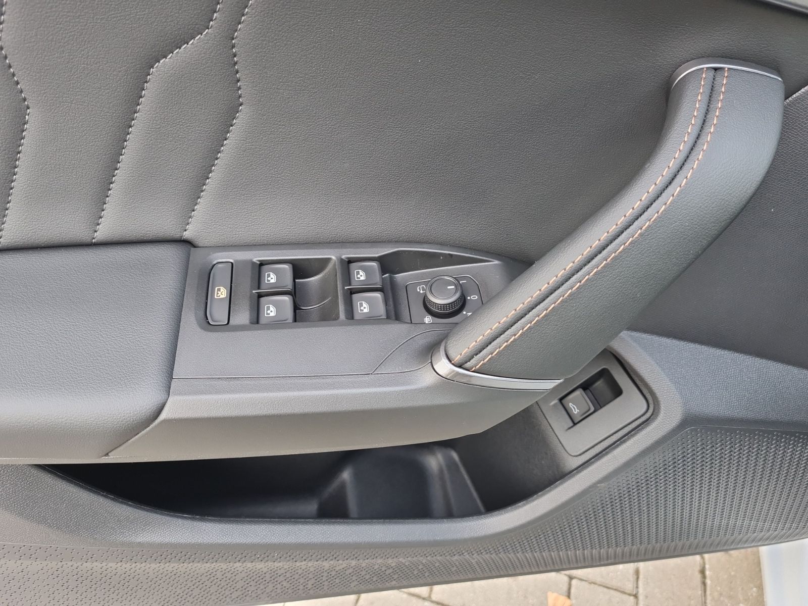 Cupra Leon Sportstourer 2.0 TDI DSG - Samsaru's Car Outlet