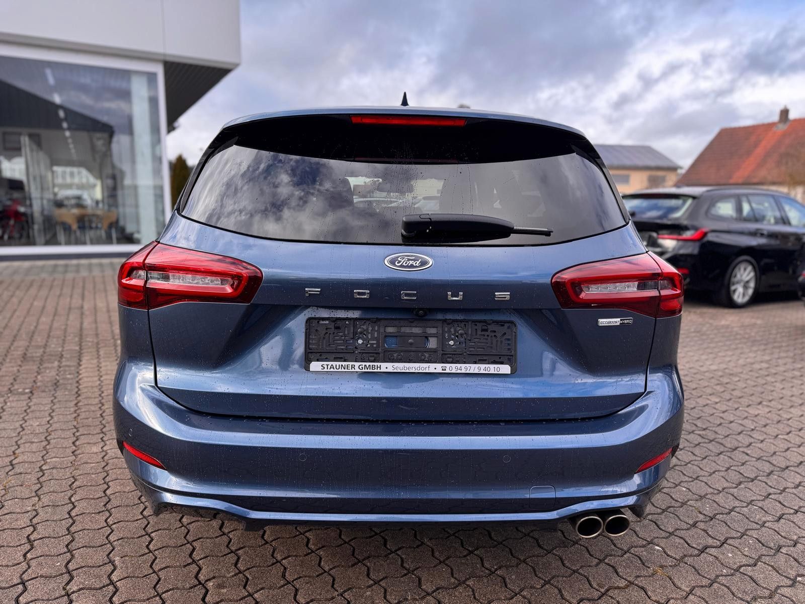 Ford Focus Turnier ST-Line X AHK KAMERA DAB LED