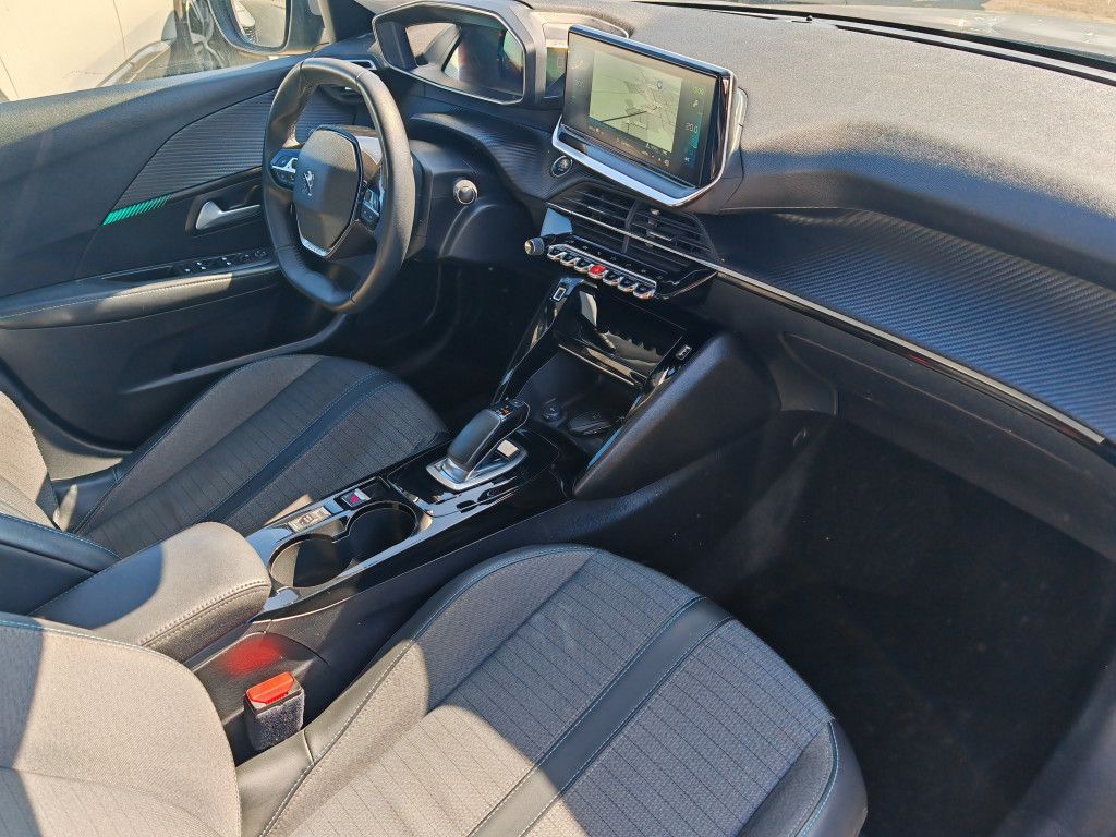 Peugeot 208 ELEKTRO ALLURE - Samsaru's Car Outlet