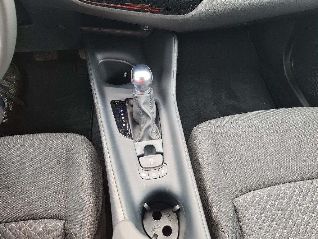 Toyota C-HR Hybrid - Samsaru's Car Outlet