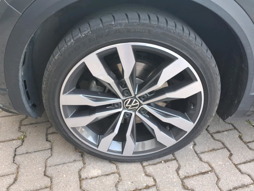 Volkswagen T-Roc 2.0TSI DSG R-Line - Samsaru's Car Outlet