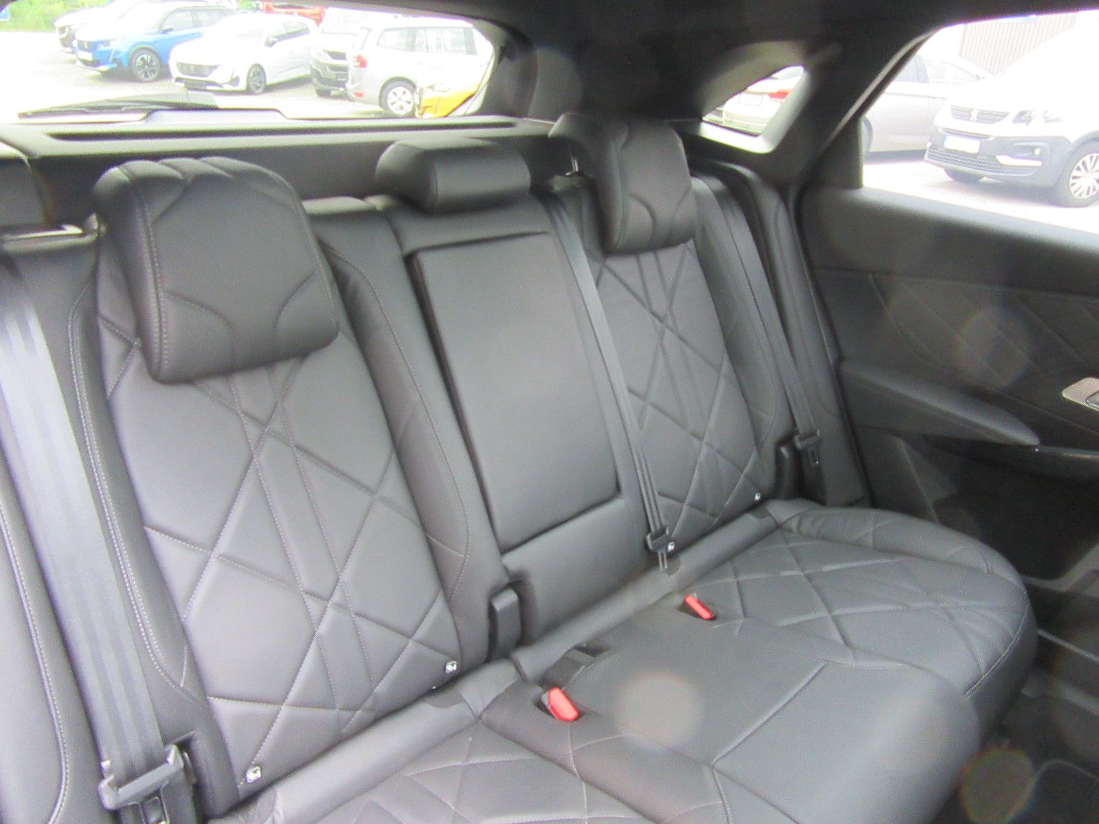 DS Automobiles DS7 Crossback Rivoli PT 180 EAT8*Pano*Sitzheiz*