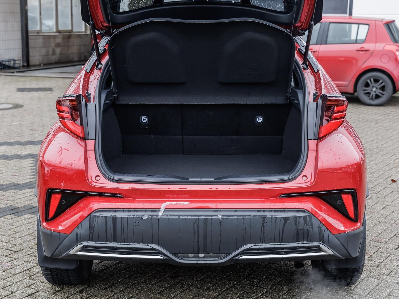Toyota C-HR 2.0 Hybrid GR Sport - Samsaru's Car Outlet