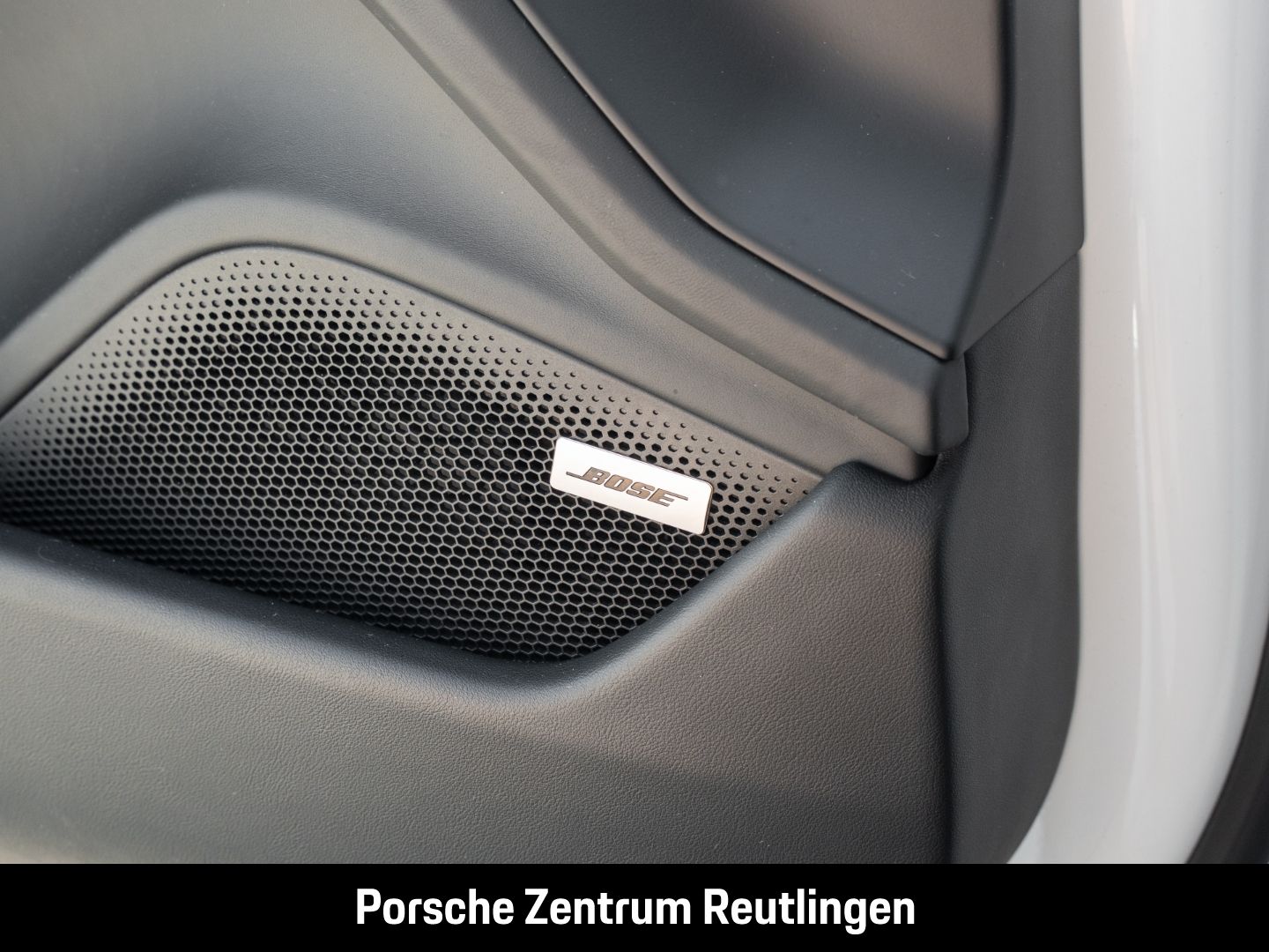 Porsche Taycan Turbo BOSE Panoramadach Surround-View LED