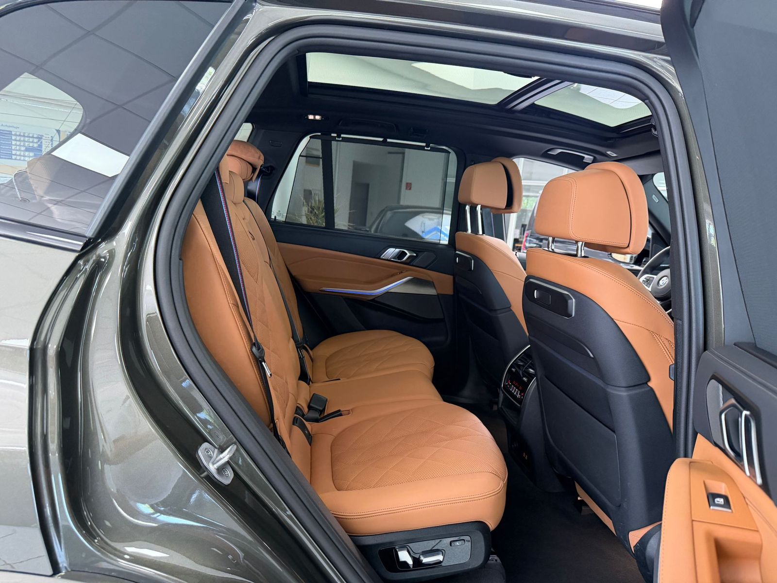 BMW X5 xD30d M-Sport Pro*7-SITZ*PANO-SKY*LUFT*HUD*