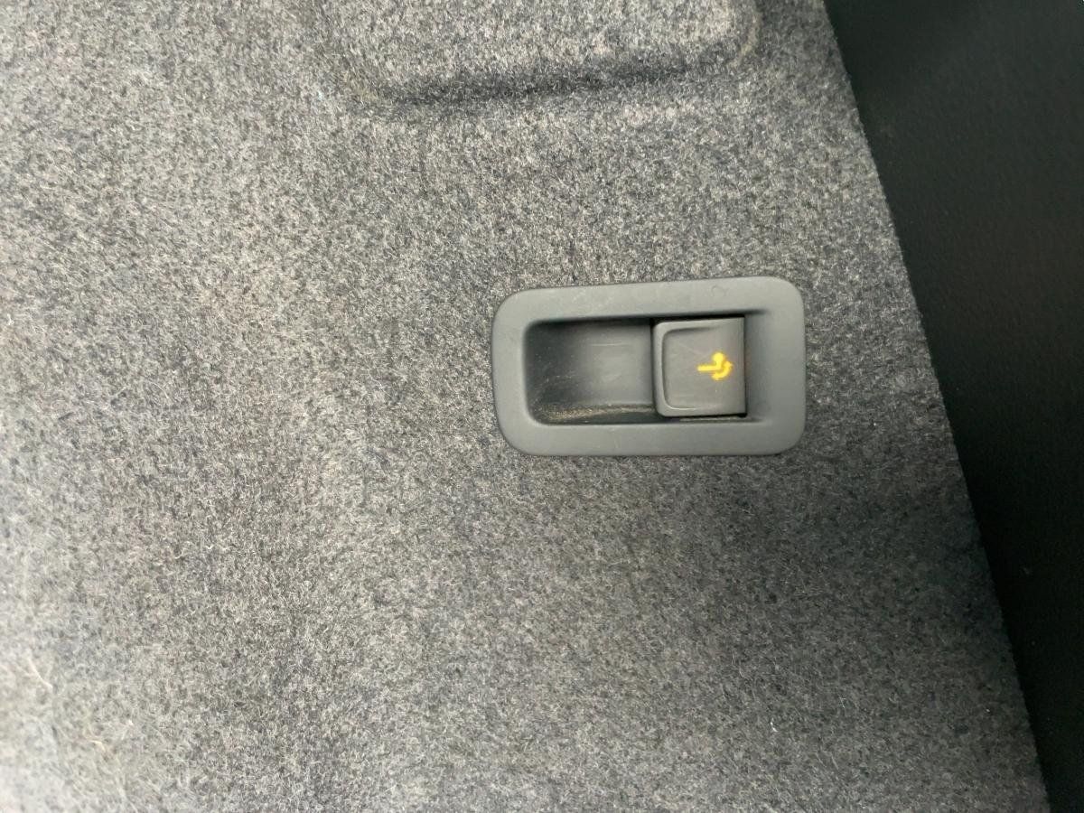 Seat Ateca FR APP+DAB+AHK+PANO+ACC+LED+NAVI+PDC+TOTW