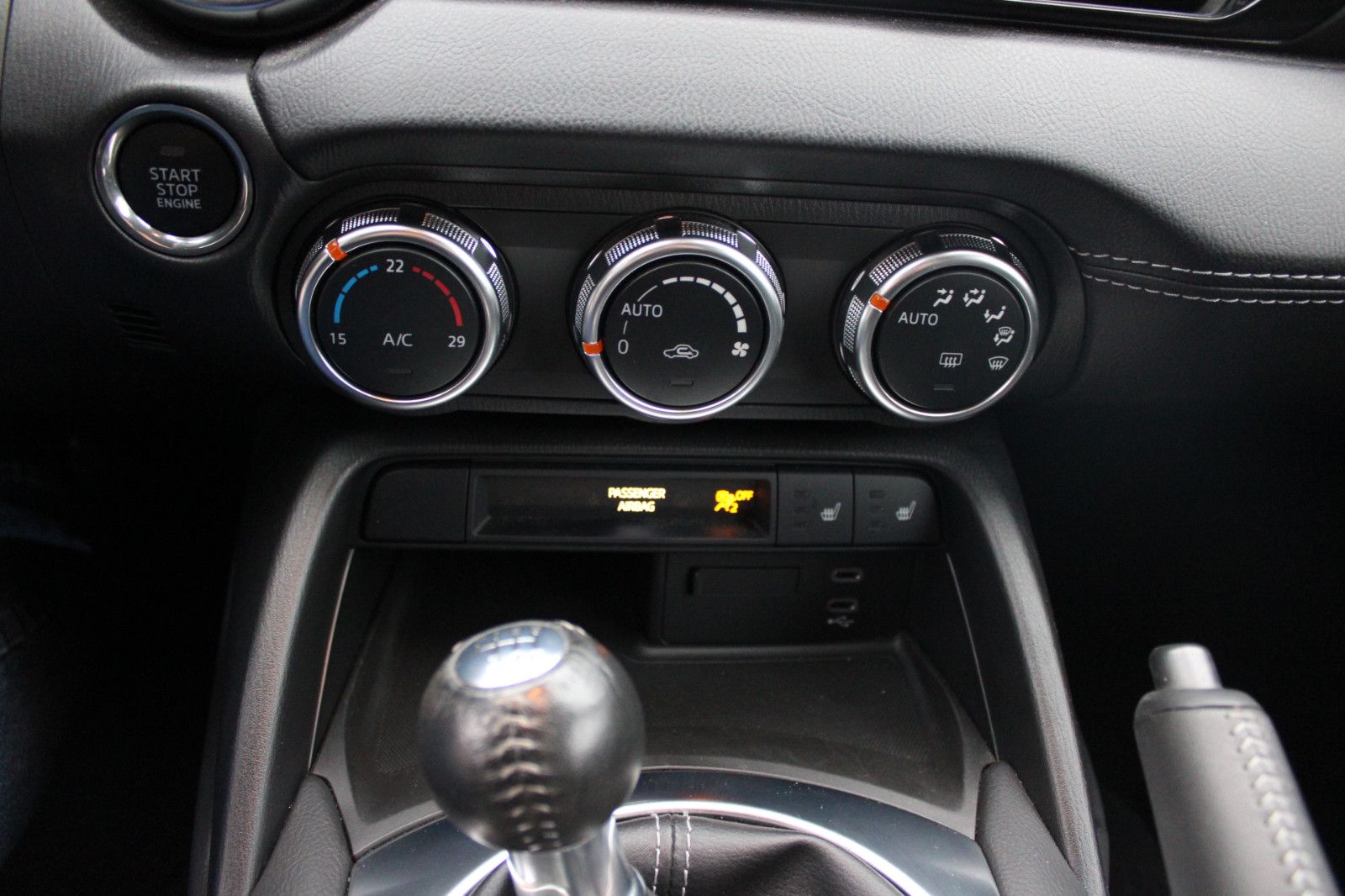 Mazda MX-5 Exclusive-Line*LEDER*NAVI*LED*KAMERA*BOSE