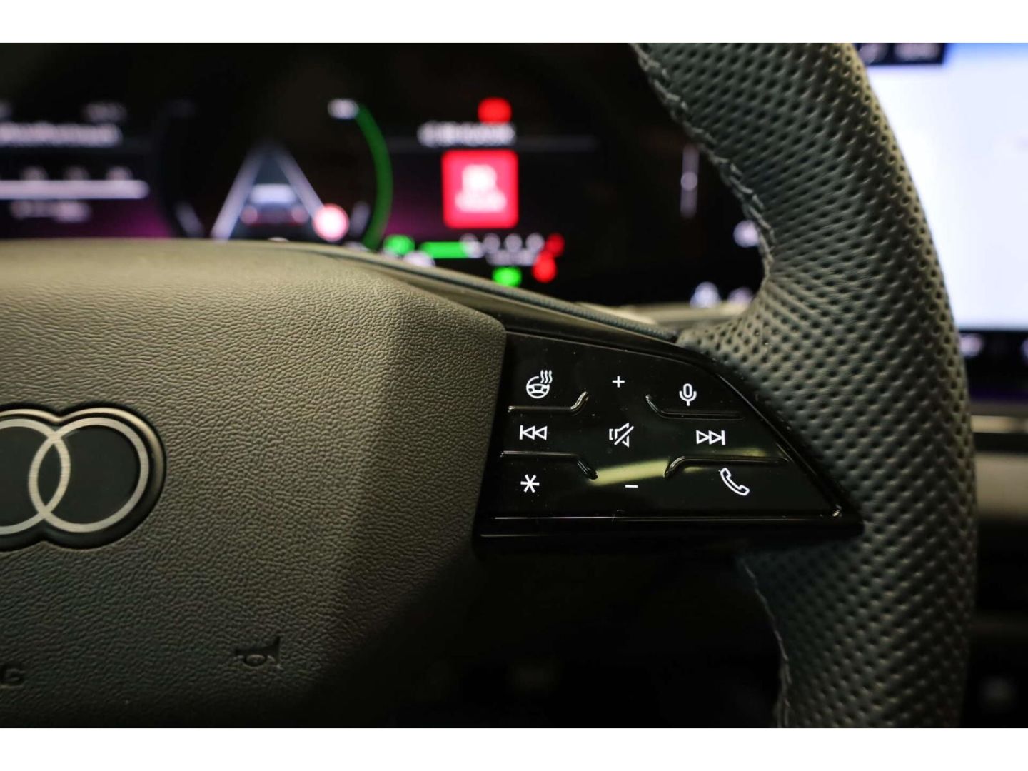 Audi A5 Avant e-hybrid quattro S line edition one B&O