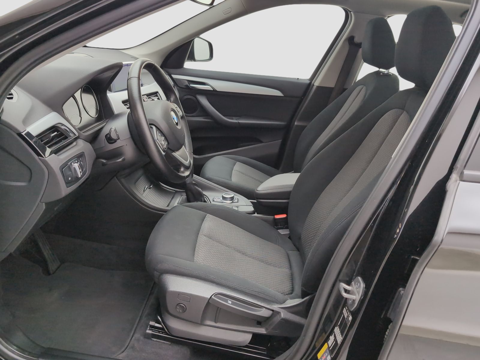 BMW X1 xDrive25e - Samsaru's Car Outlet