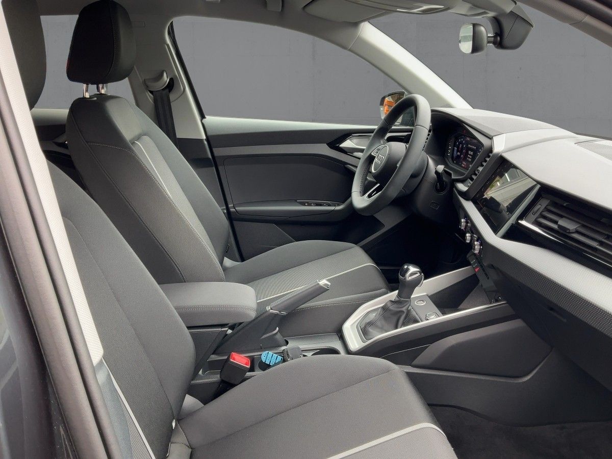 Audi A1 Sportback 25 TFSI S-TR ADVANCED - Samsaru's Car Outlet