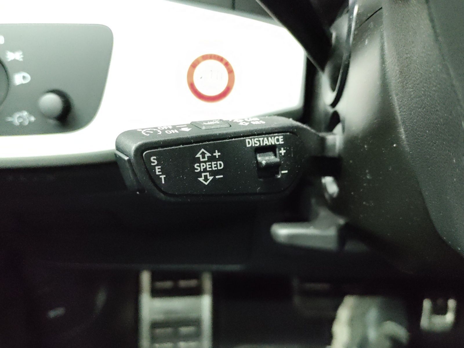 Audi A4 Avant 40 TFSI Q 2x S LINE AHK MATRIX-LED LM19