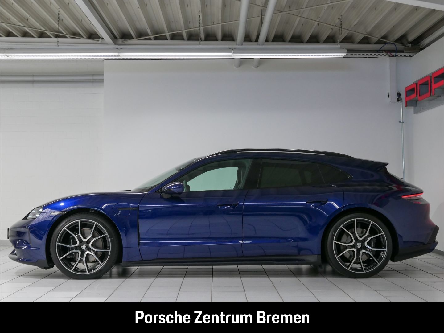 Porsche Taycan 4S Sport Tourismo Panomara Bose Head Up