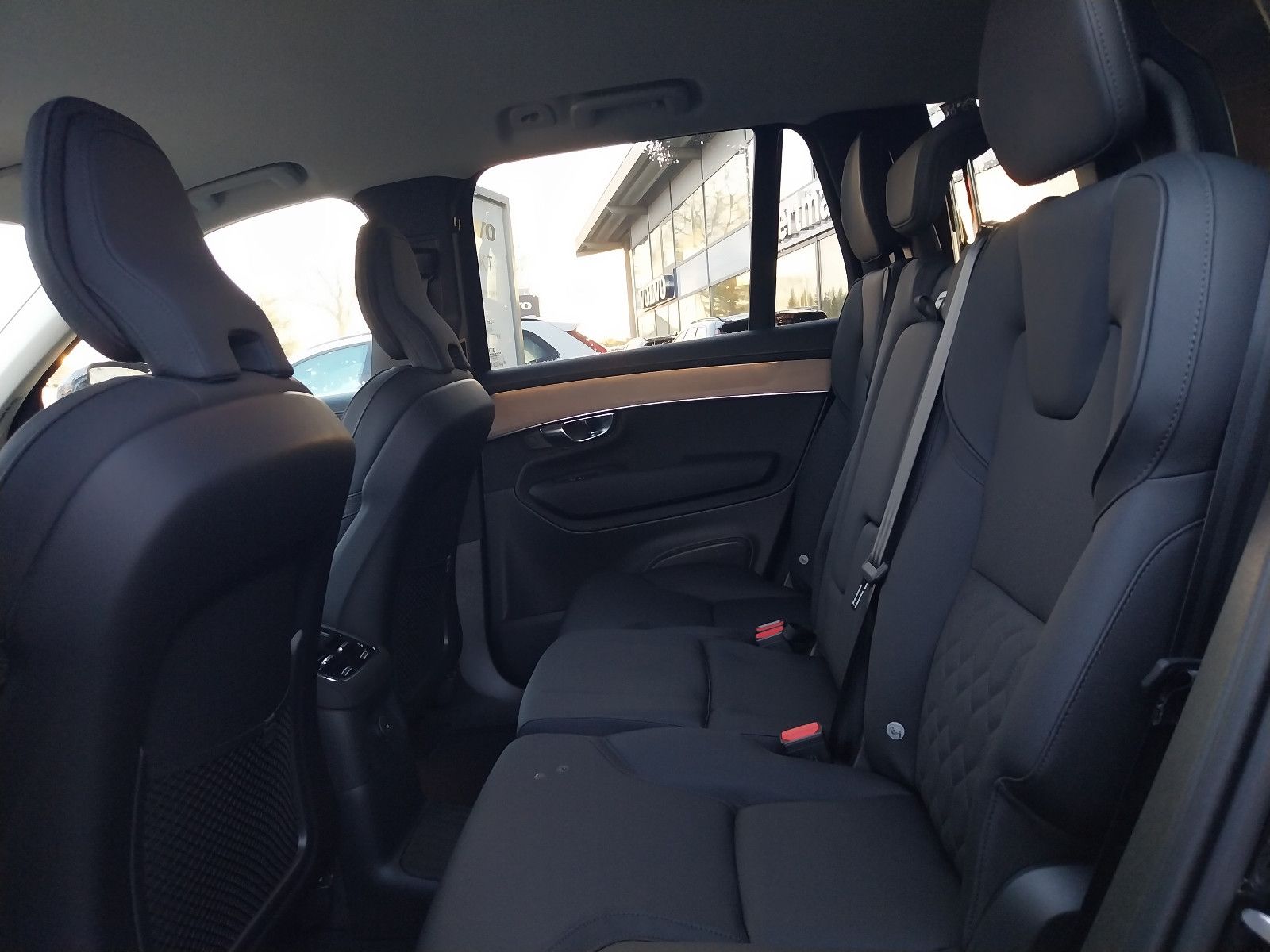 Volvo XC90 Plus Bright Recharge Plug-In Hybrid AWD