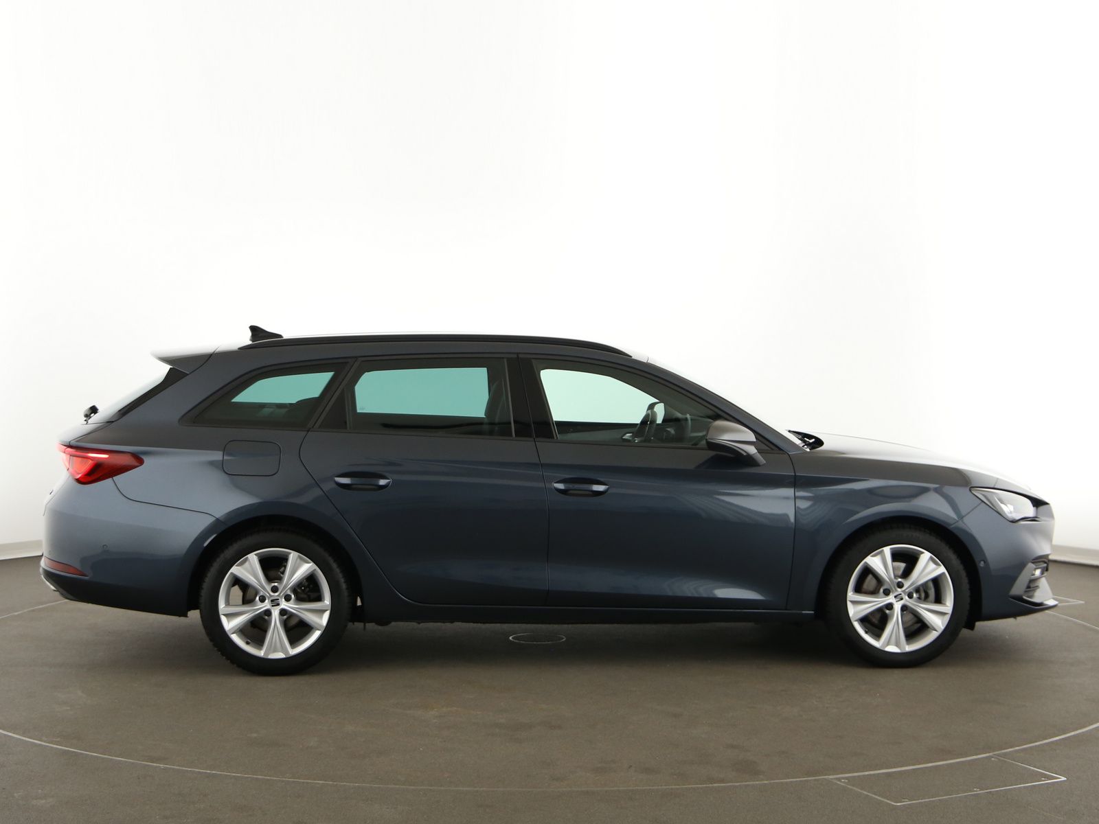 Seat Leon Sportstourer FR 2.0 TDI 150 PS 7 Gang DSG F