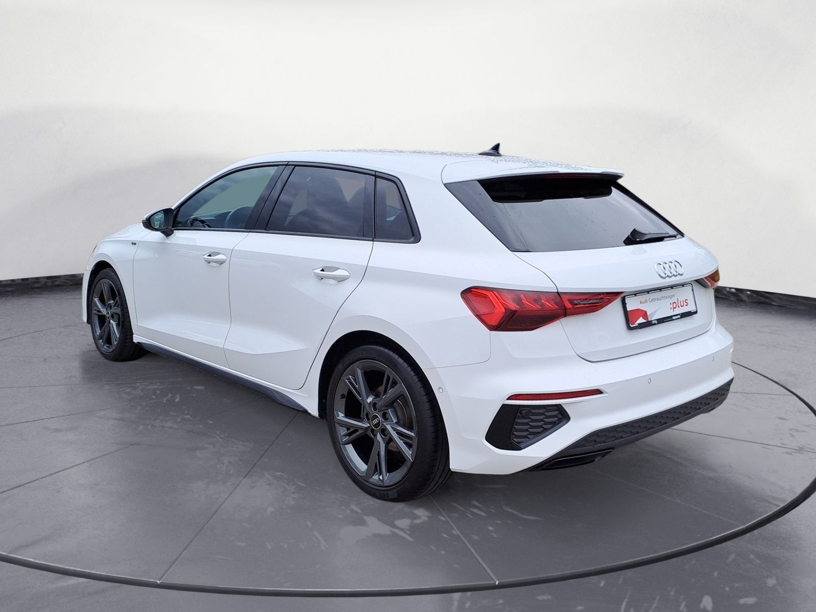 Audi A3 Sportback 35 TFSI S-tronic S-Line ACC Navi