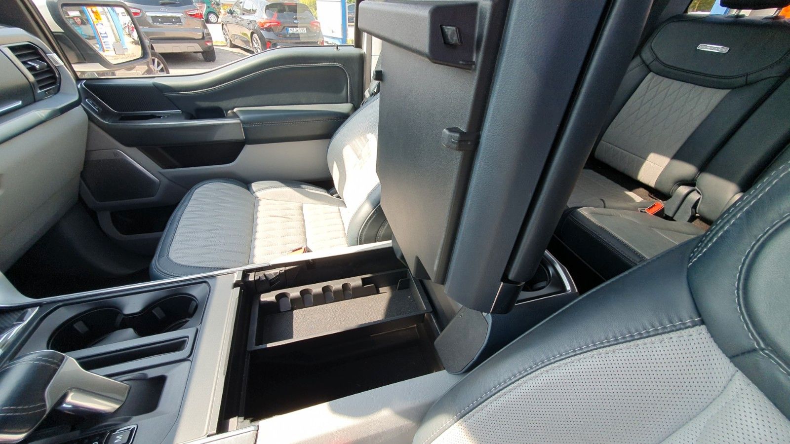 Ford F 150 Limited HYBRID 4x4 - Samsaru's Car Outlet