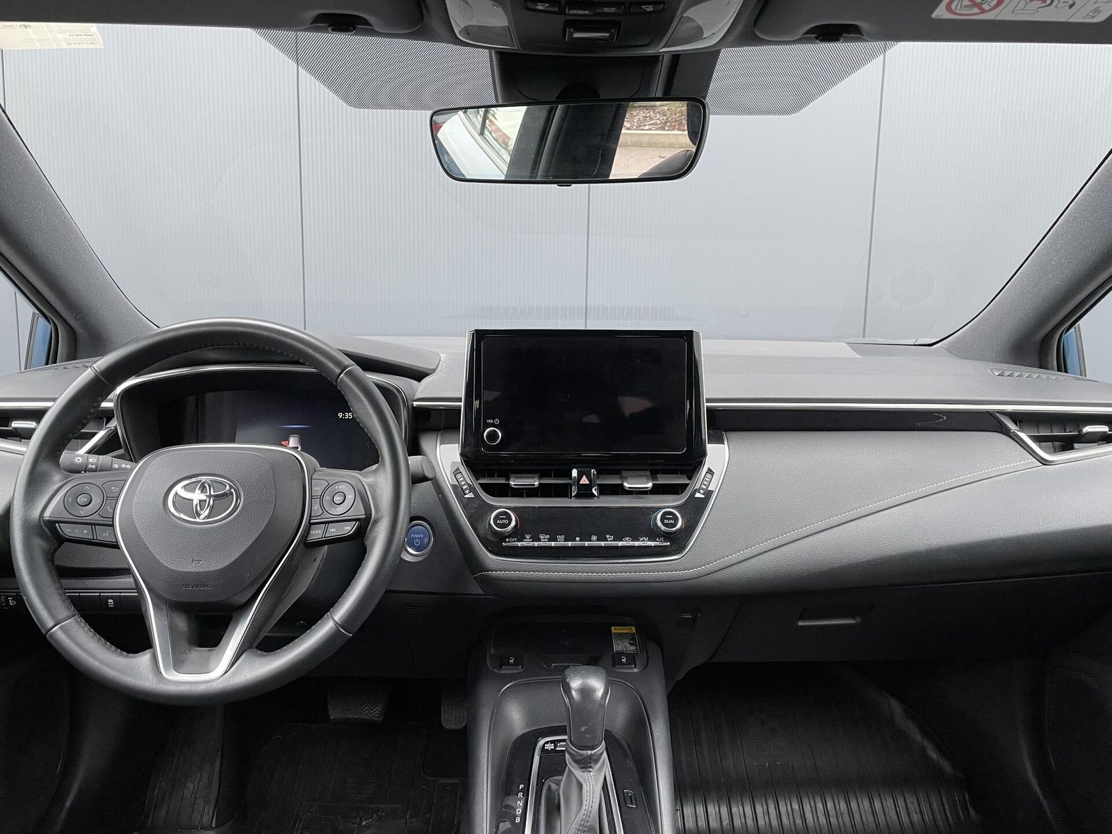 Toyota Corolla Touring Sports 1.8 Dynamic e-CVT Busines