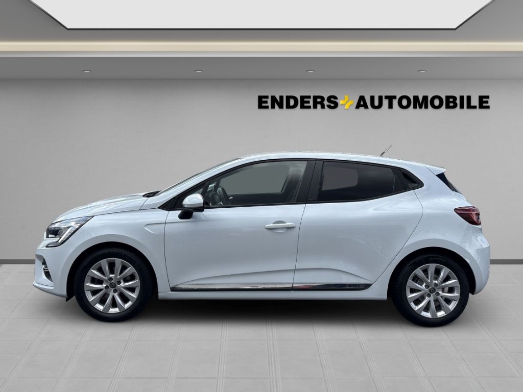 Renault Clio V Experience 1.6 E-TECH Hybrid - Samsaru's Car Outlet