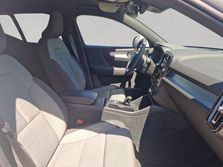 Volvo XC40 B3 Core - Samsaru's Car Outlet