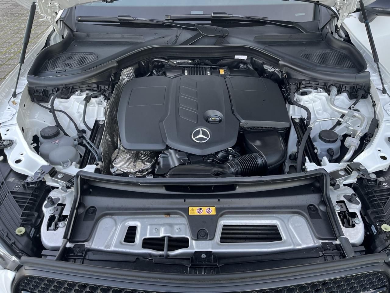 Mercedes-Benz GLC 220 d 4MATIC AMG+NIGHT+DIGI LIGHT+MEMORY+360