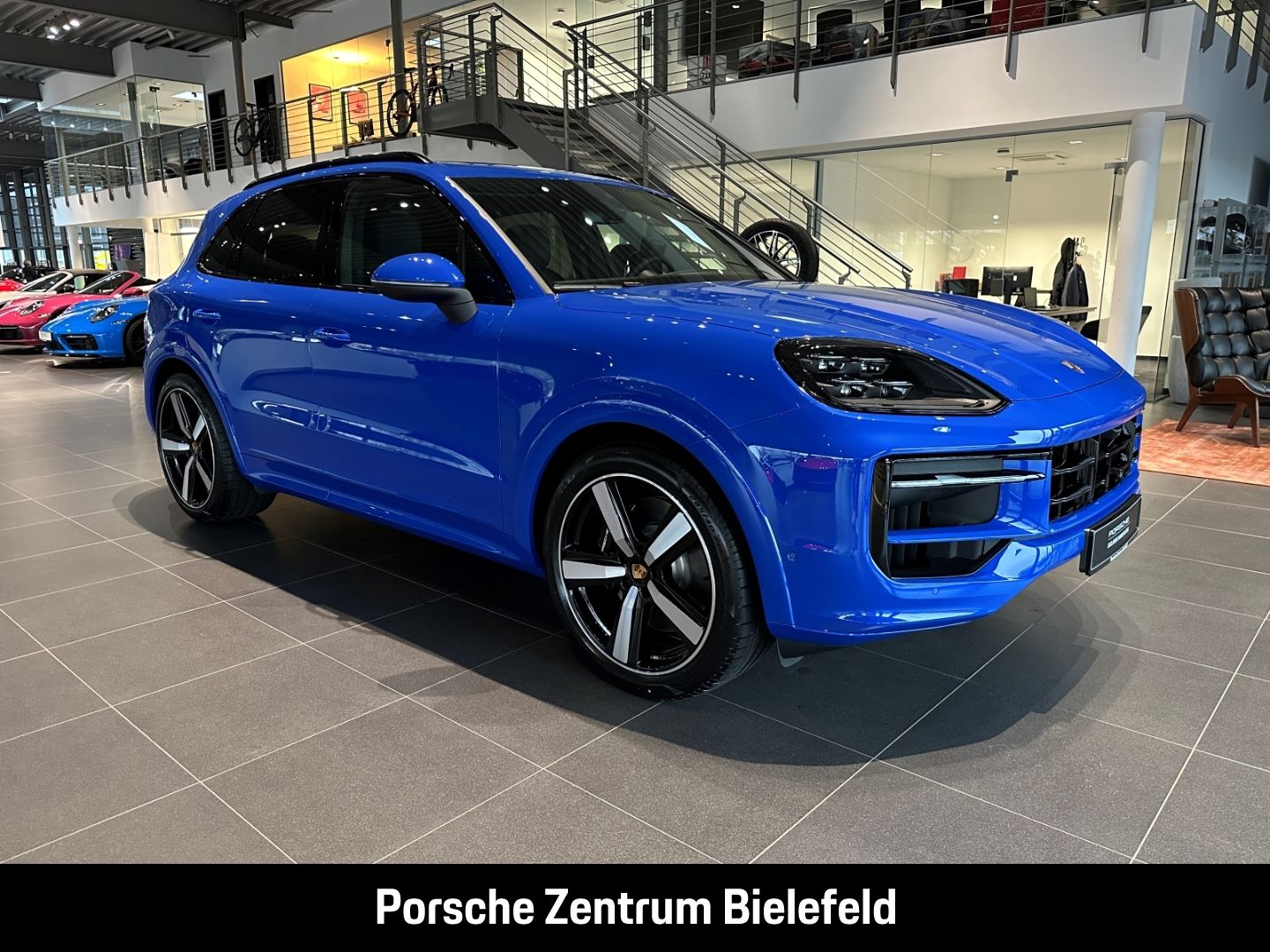 Porsche Cayenne S  Nogaroblau Perleffekt BOSE LED-Matrix