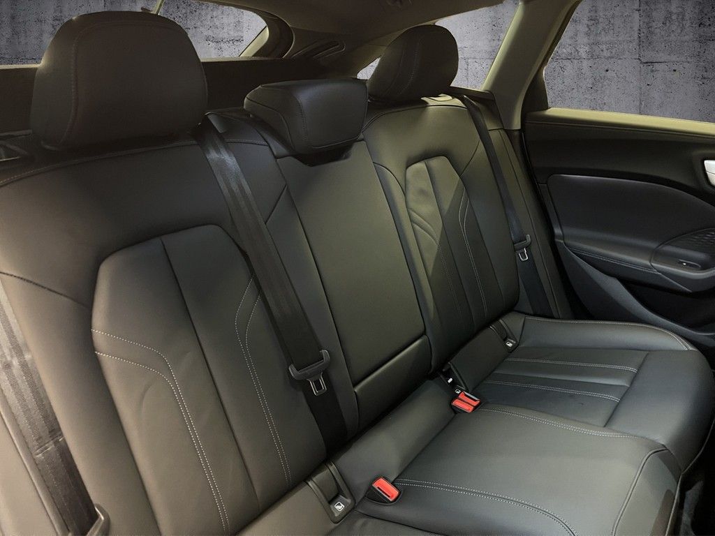 Audi A5 Avant 2.0 TFSI quattro edition one S Line AHK