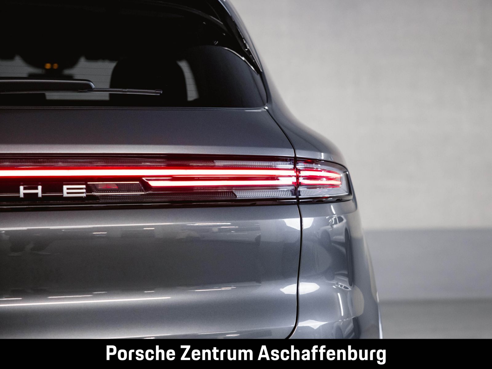 Porsche Cayenne E-Hybrid Sportabgasanlage Sportlenkrad