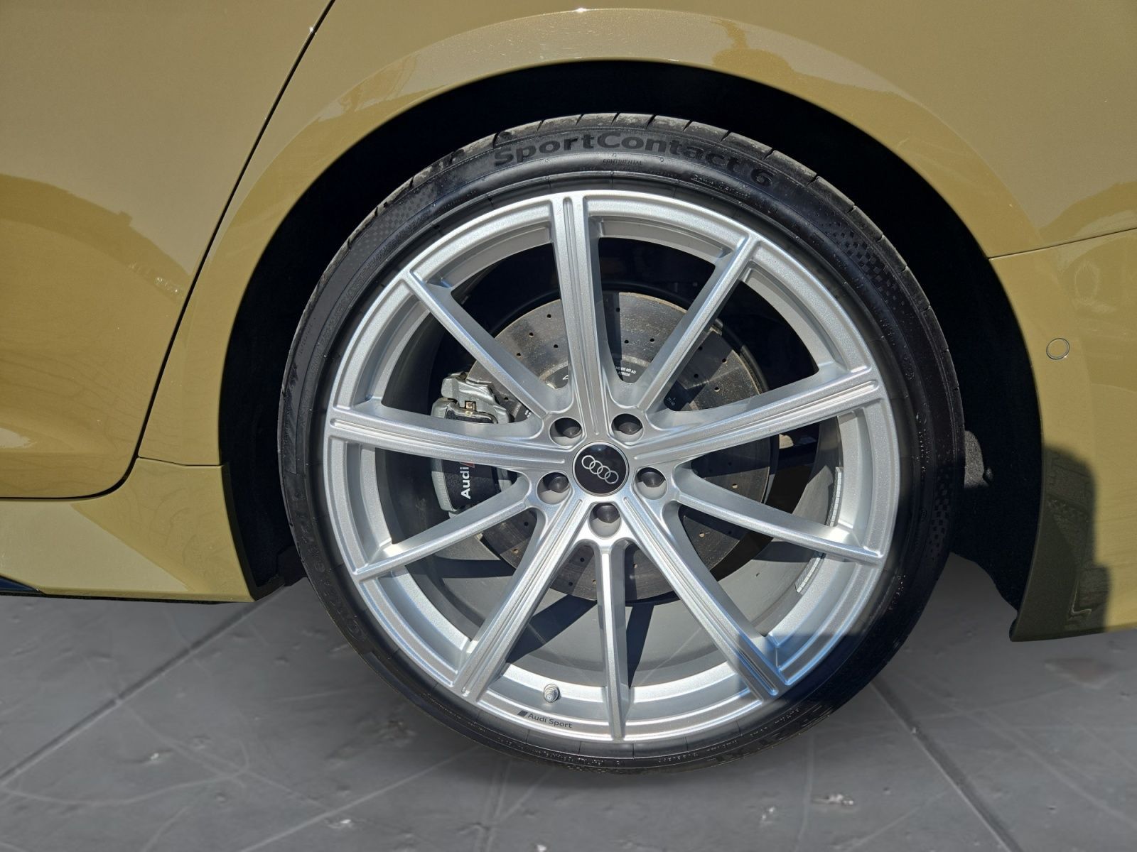Audi RS6 Avant performance, DYNAMIK PLUS/STHZG./AHK/M