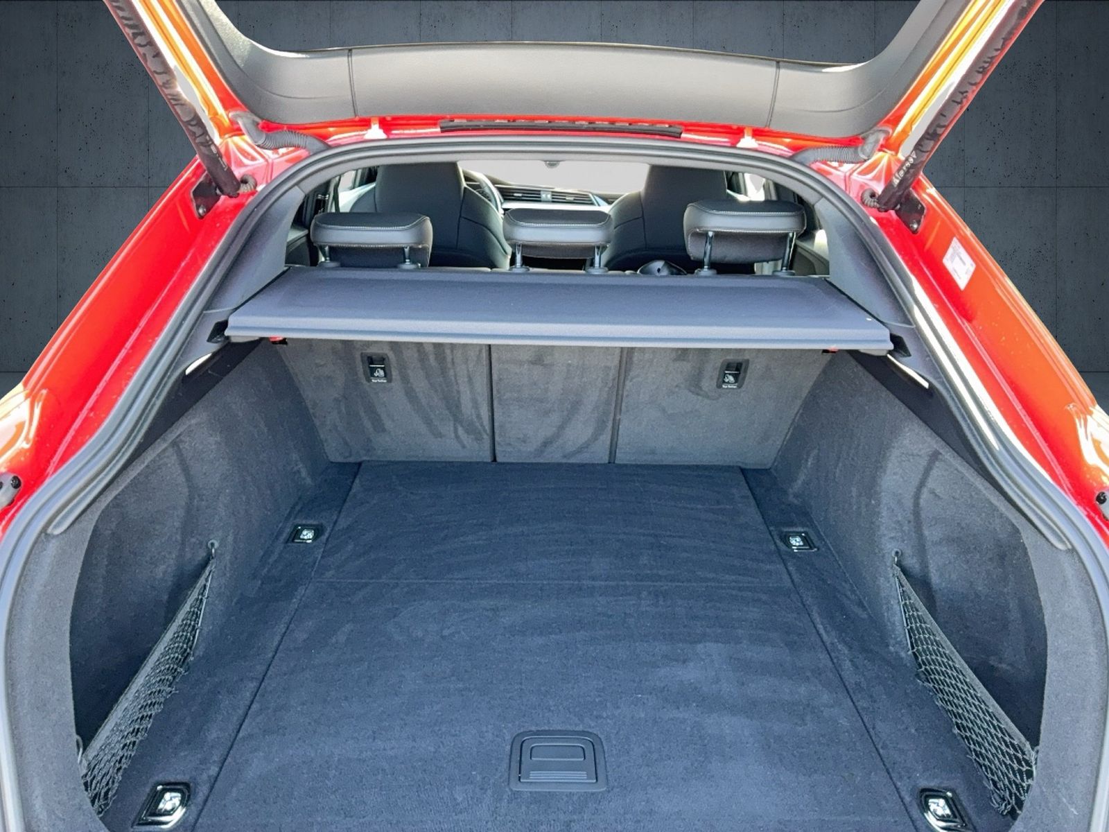 Audi e-tron Sportback S line 55 qu. N-Sicht HUD 21