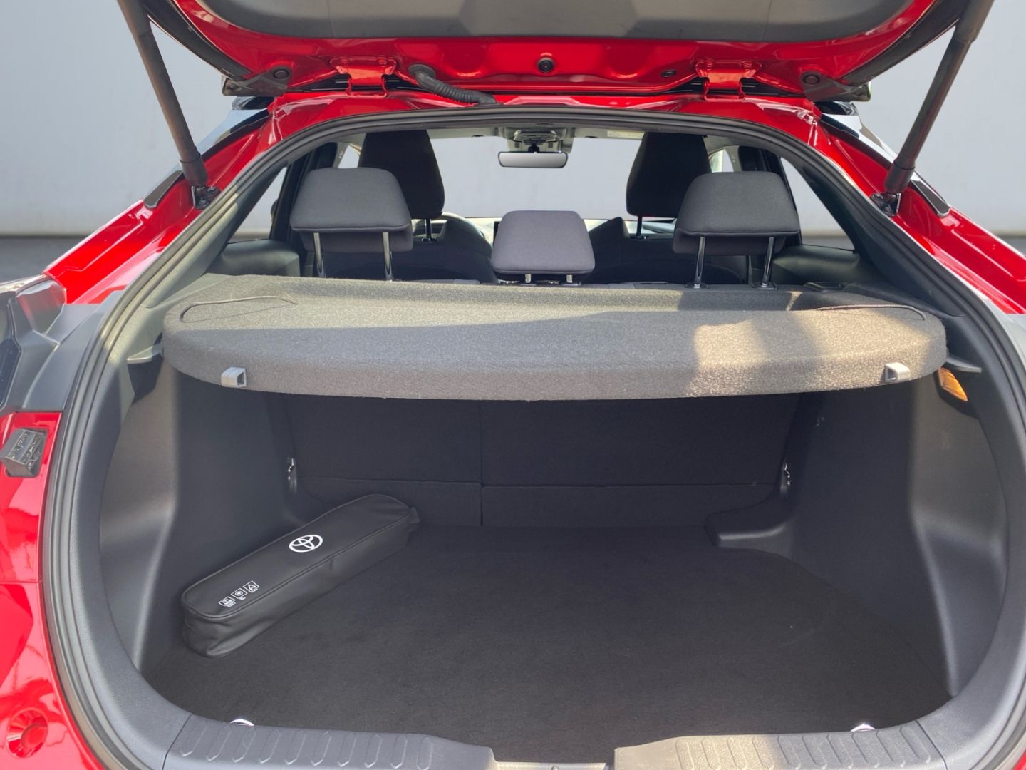 Toyota C-HR 1.8 Hybrid Teamplayer *LED*ACC*CAM*SHZ*PDC*