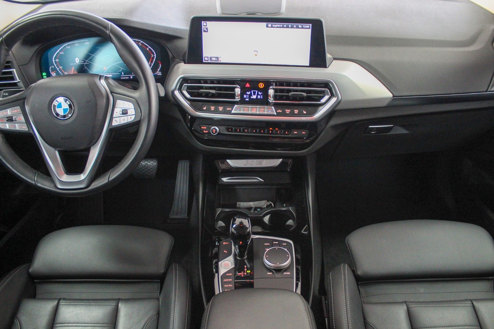 BMW X3 xDrive 20i Automatik Leder Kamera 1.Hand LED