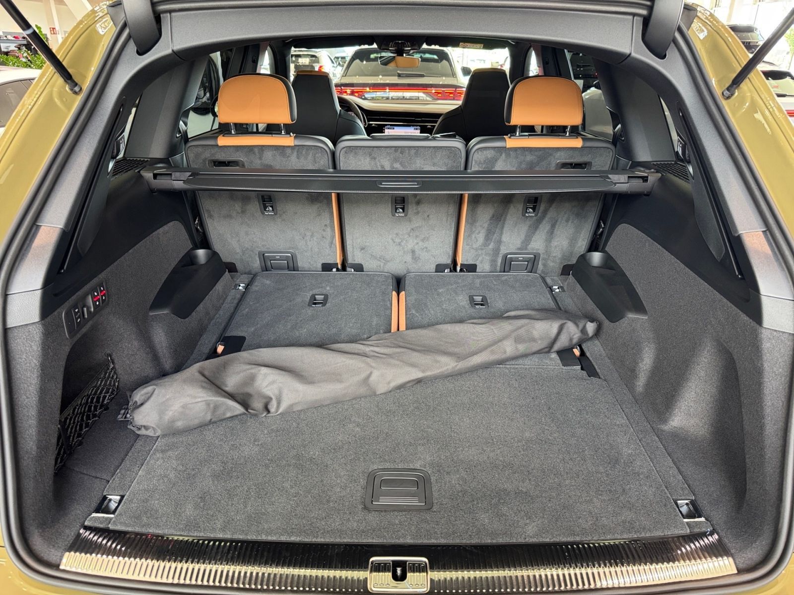Audi Q7 SUV S line 50 TDI quattro 210(286) kW(PS) tip