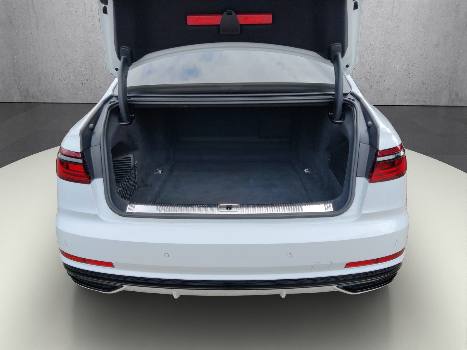 Audi A8 50 TDI L quattro - Samsaru's Car Outlet