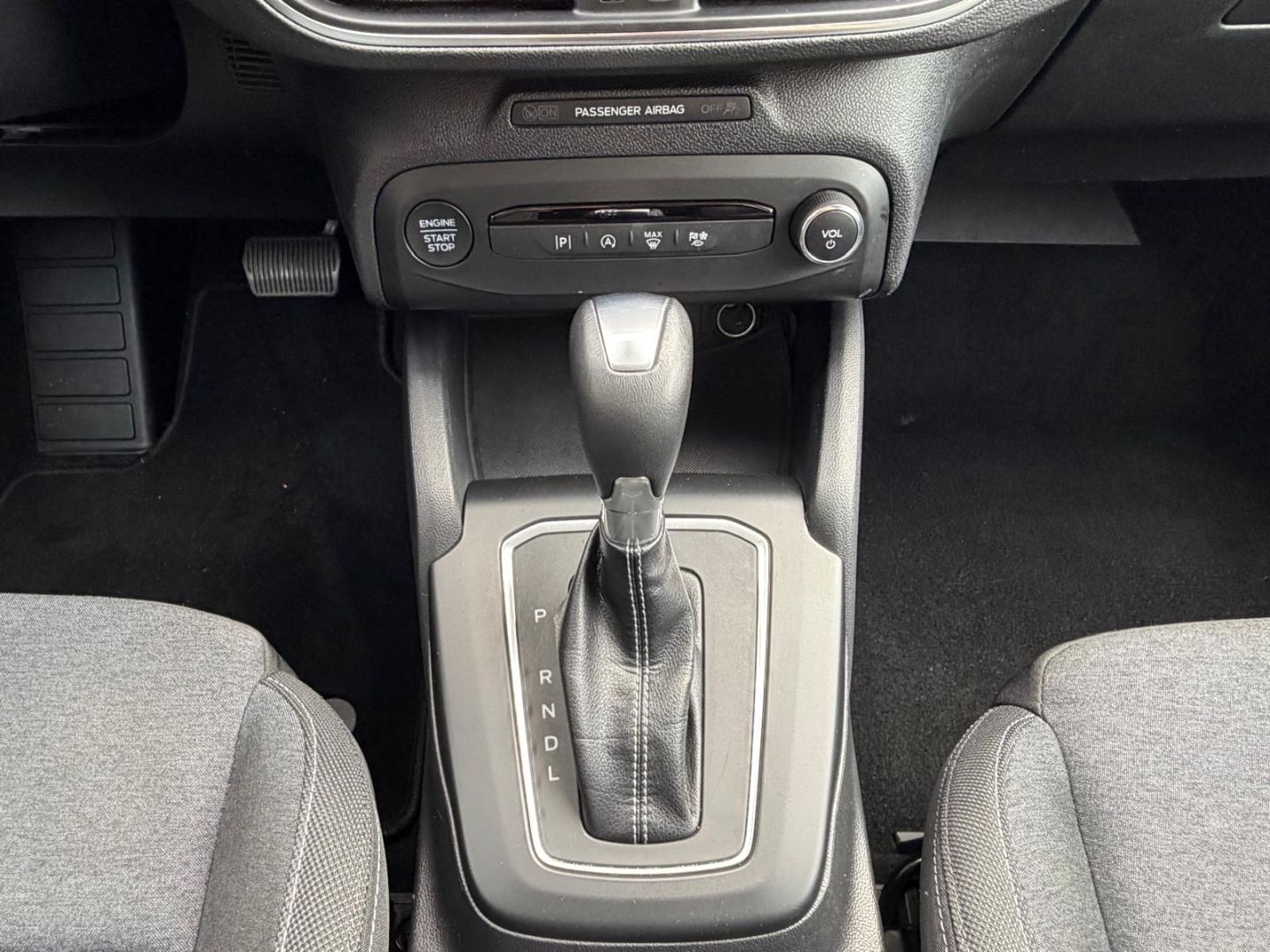 Ford Focus 1.0 Active Eco Automatik Navi LED ACC Appl