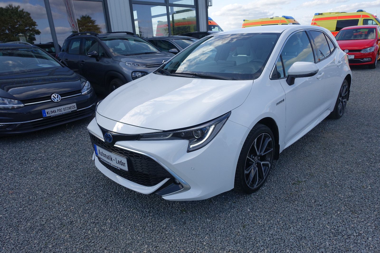 Toyota Corolla 2.0 Hybrid - Samsaru's Car Outlet