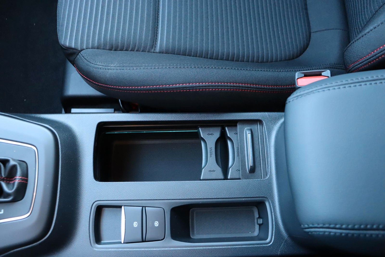 Ford Focus ST-Line X 1.0 Matrix LED 4,99% FIN*