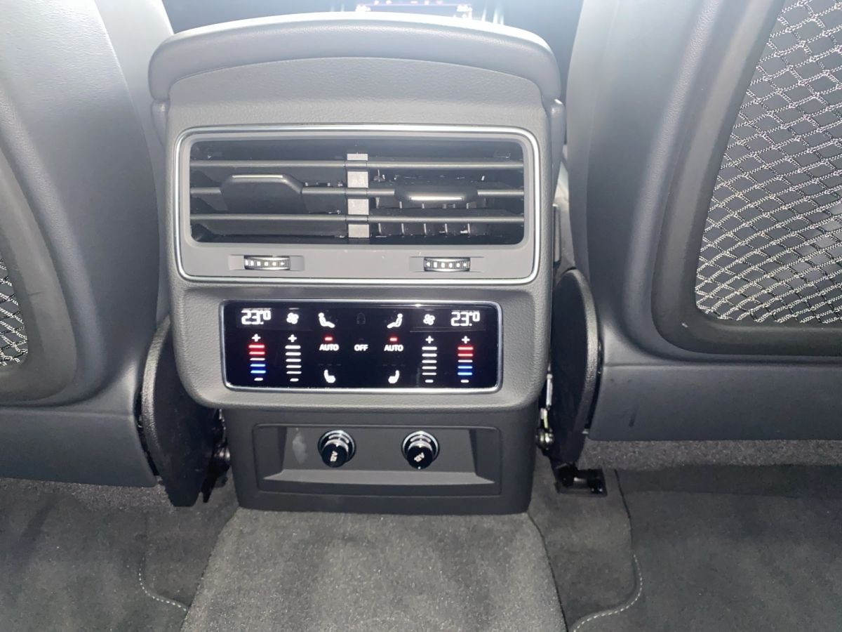 Audi Q7 SUV (AHK.PDC.Head-Up.HD Matrix-LED. SHZ vo+hi