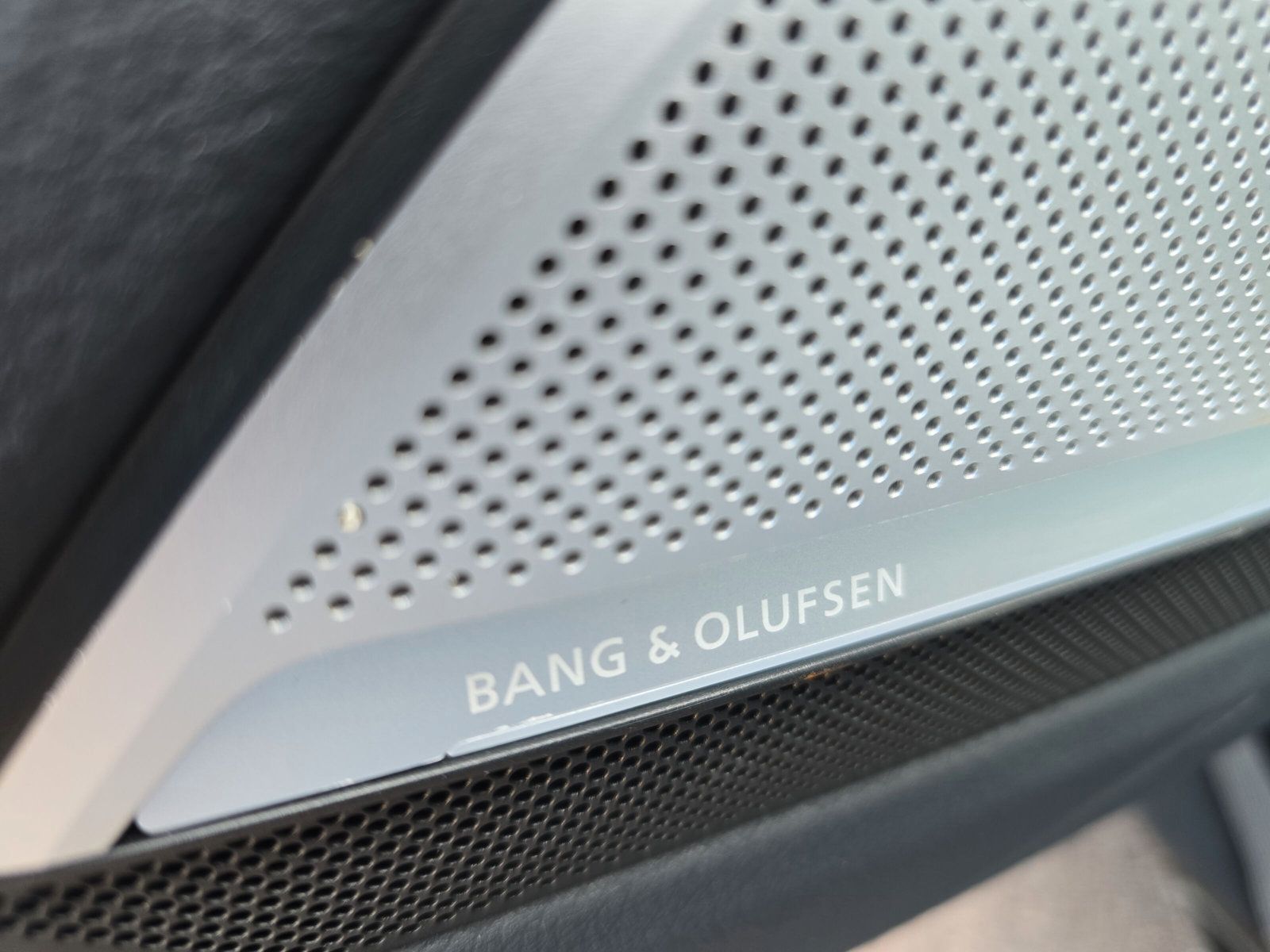 Audi RS6 Avant KERAMIK DYNAMIK+ 305KM/H PANO STANDHZG