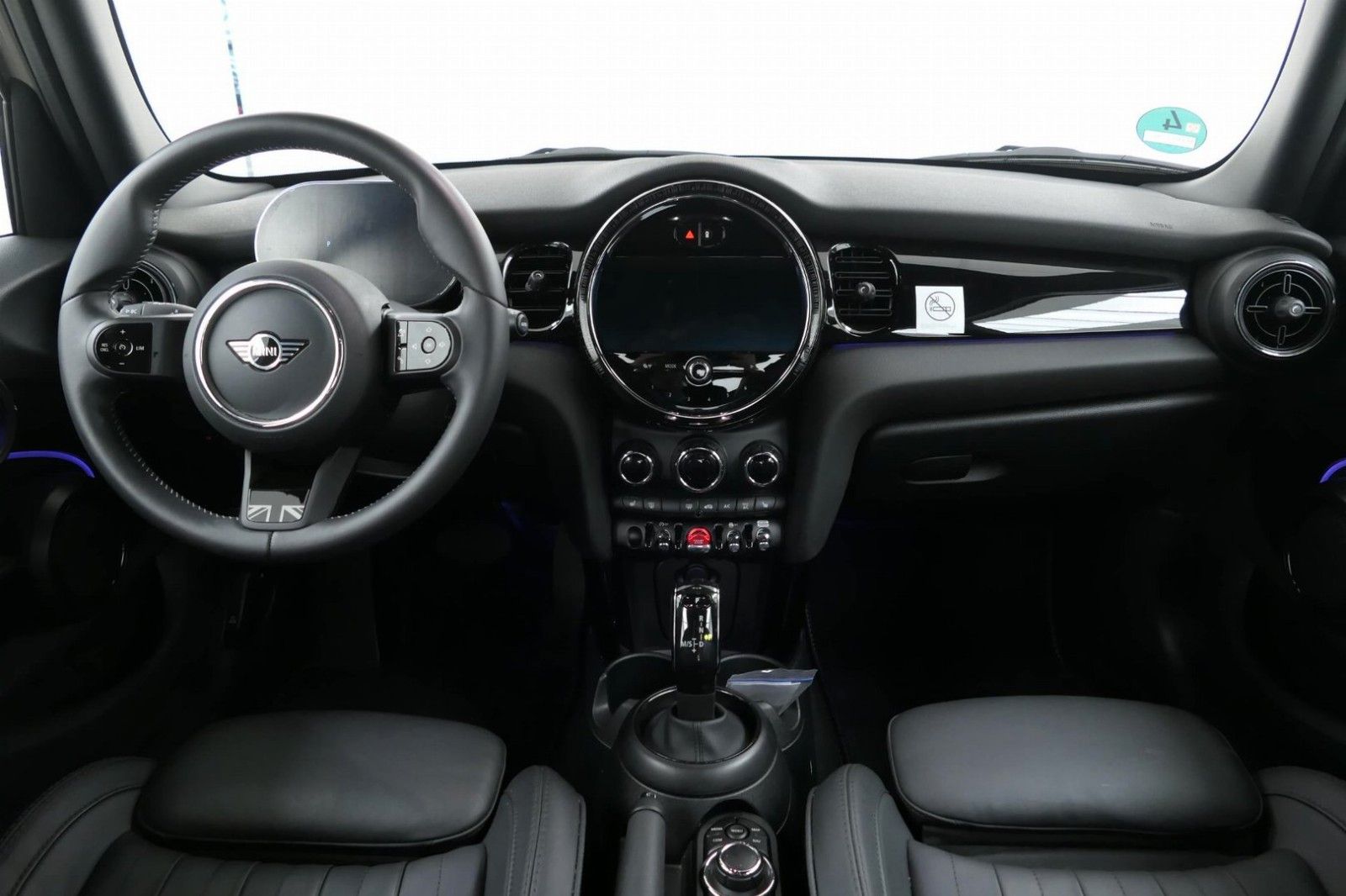 MINI Cooper Yours Trim Aut. - Samsaru's Car Outlet