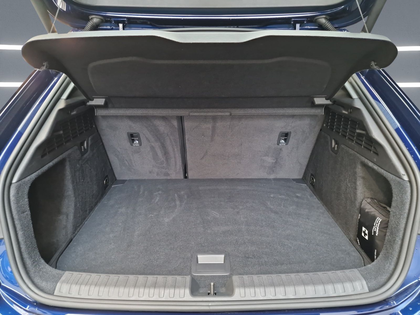 Audi A3 Sportback 40 TFSI e NAVI virtual+ PDC Advance