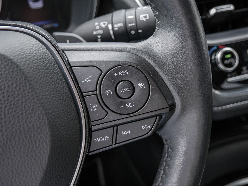 Toyota Corolla Touring Sports 2.0 Hybrid Business - Samsaru's Car Outlet