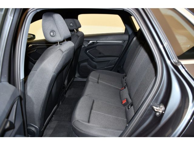 Audi A3 Sportback 30 TFSI S tronic NAVI/SITZHZ/PDC