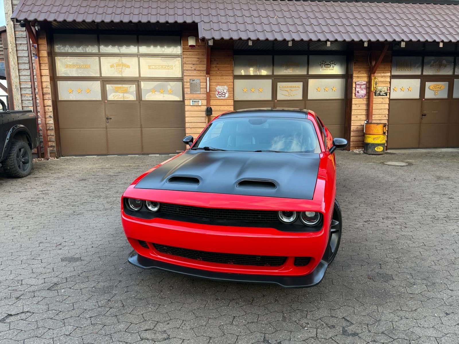 Dodge 5,7 V8*SRT KIT*LEDER*NAVI*KEYLESS*GARNTIE*SERVIC