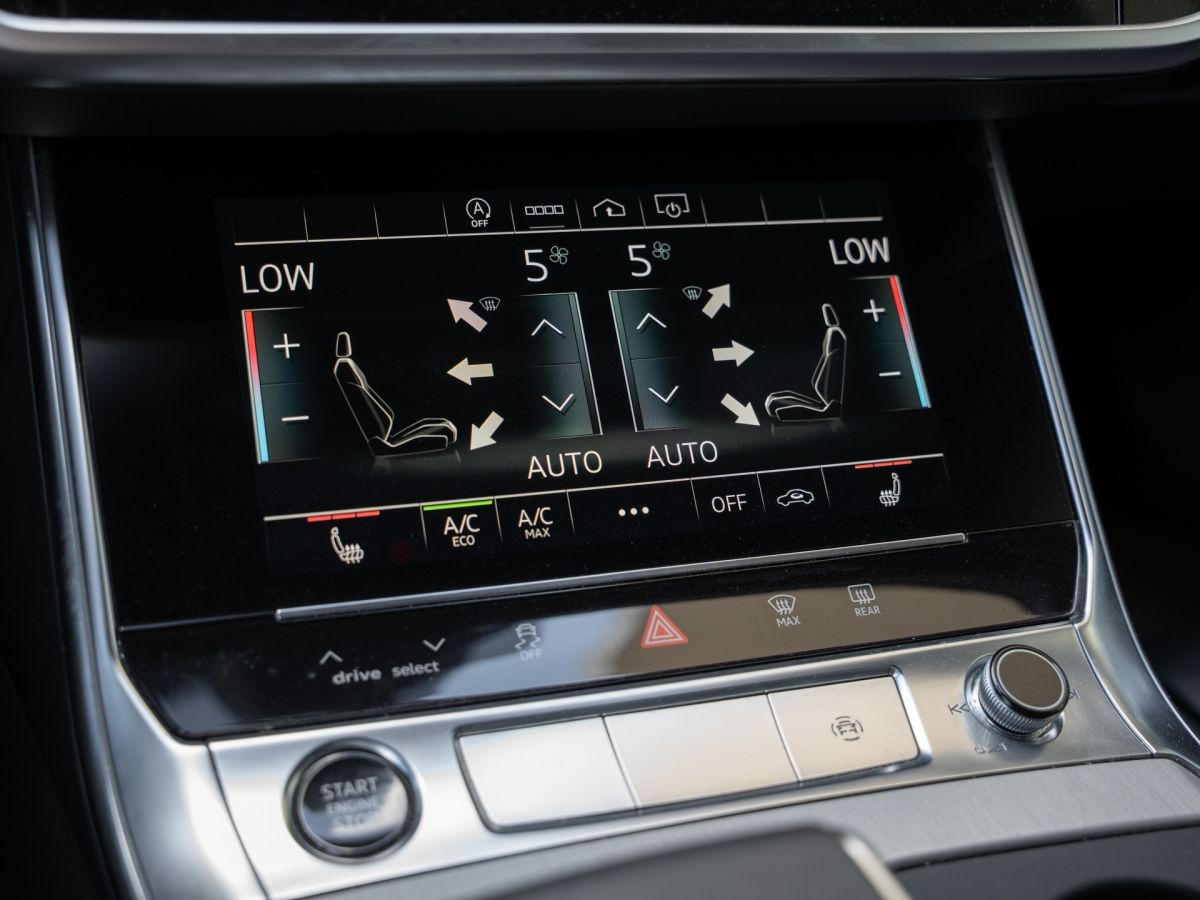 Audi A6 55 3.0 TFSI quattro Avant s line - Samsaru's Car Outlet