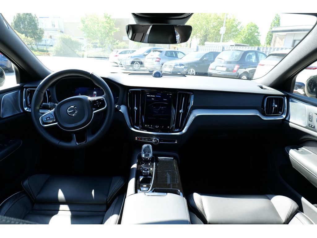 Volvo S60 Lim. T8 AWD Ultimate Dark Recharge Plug-In H