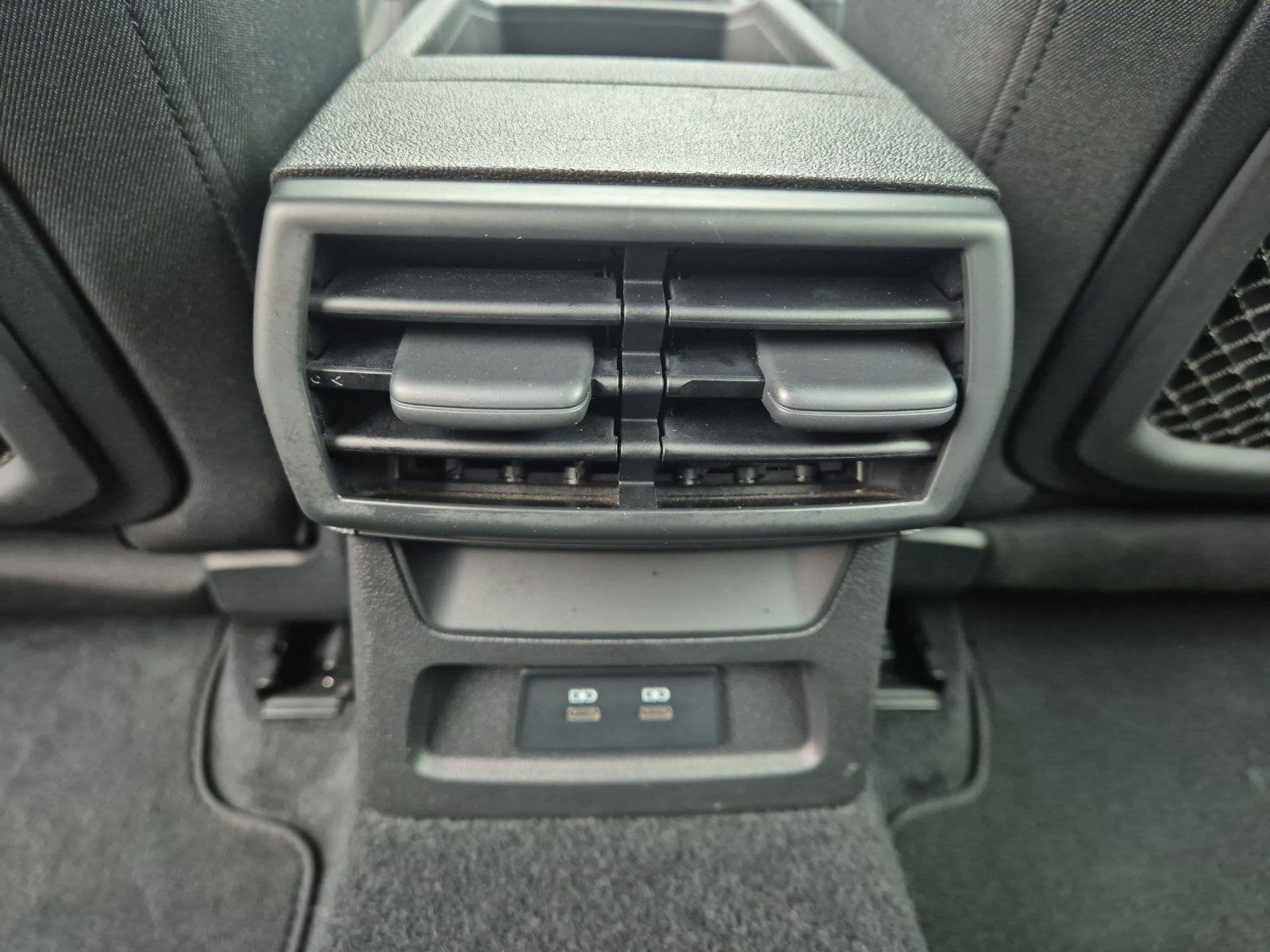 Audi A3 Sportback 35 TFSI S line S-tronic - Samsaru's Car Outlet
