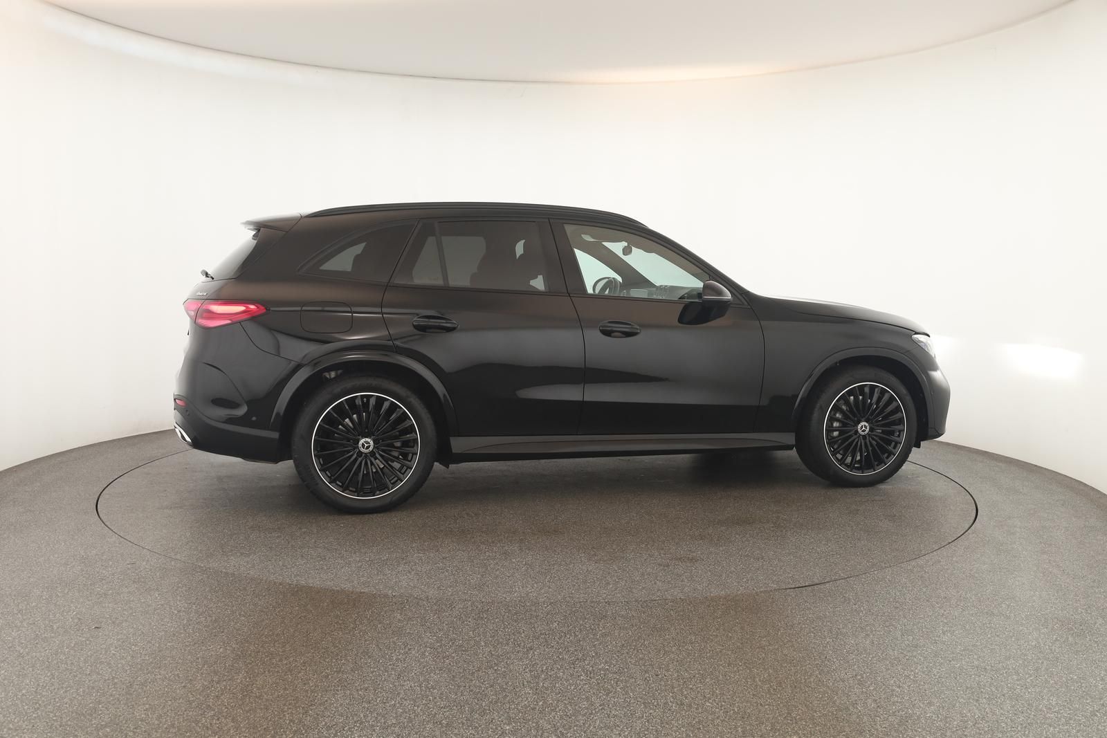 Mercedes-Benz GLC 300 d 4M AMG Advanced Night DIGITAL Pano AHK