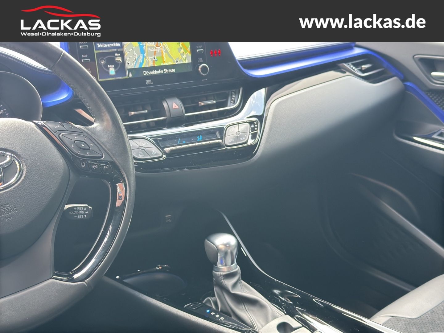 Toyota C-HR Hybrid Style Selection - Samsaru's Car Outlet